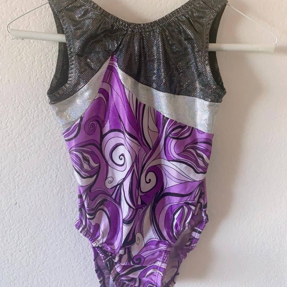 GYMNASTICS LEOTARD (LIKE NEW)
